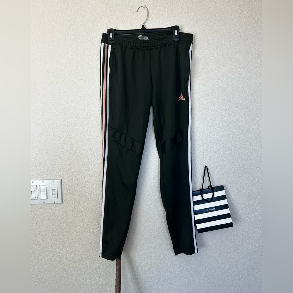 Adidas joggers